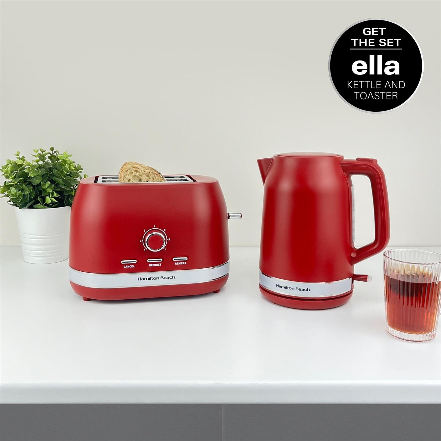 Hamilton Beach Ella 2 Slice Matte Red Toaster