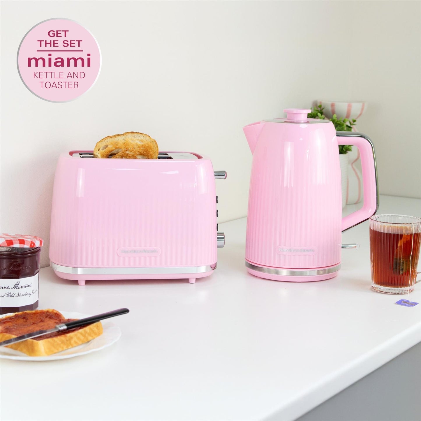 Hamilton Beach Miami 1.7L Kettle Flamingo Pink