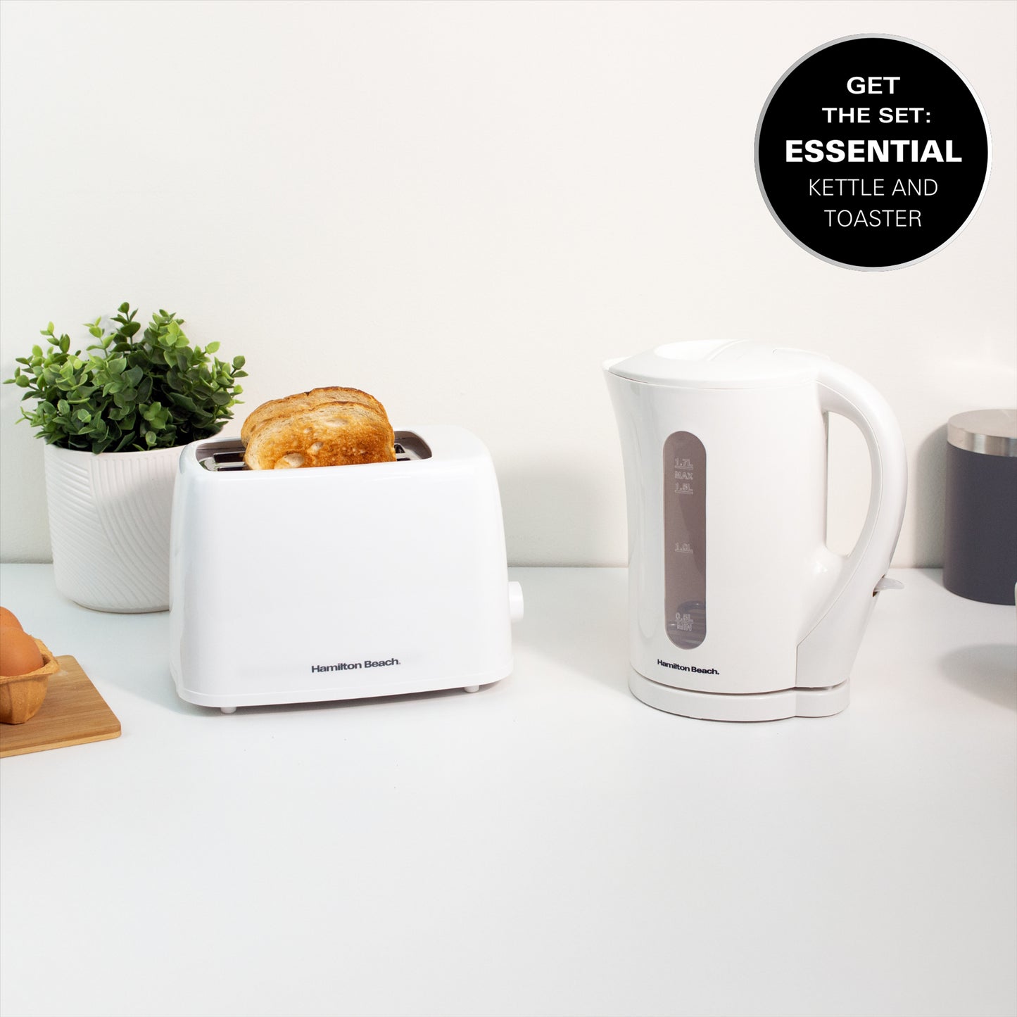 Hamilton Beach Essential 1.7L White Plastic Kettle