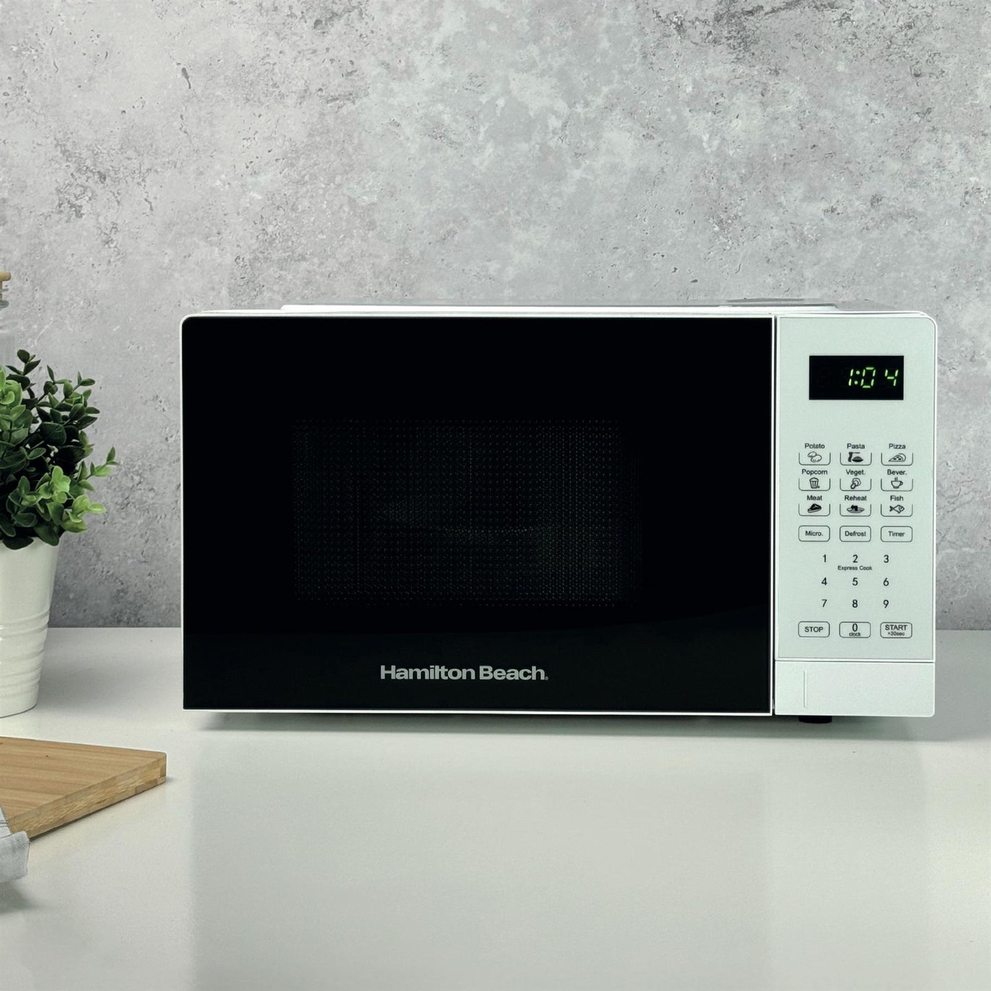 Hamilton Beach Essential 20L Digital Microwave White