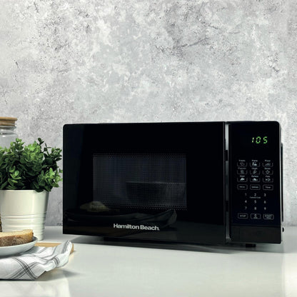 Hamilton Beach Essential 20L Digital Microwave Black