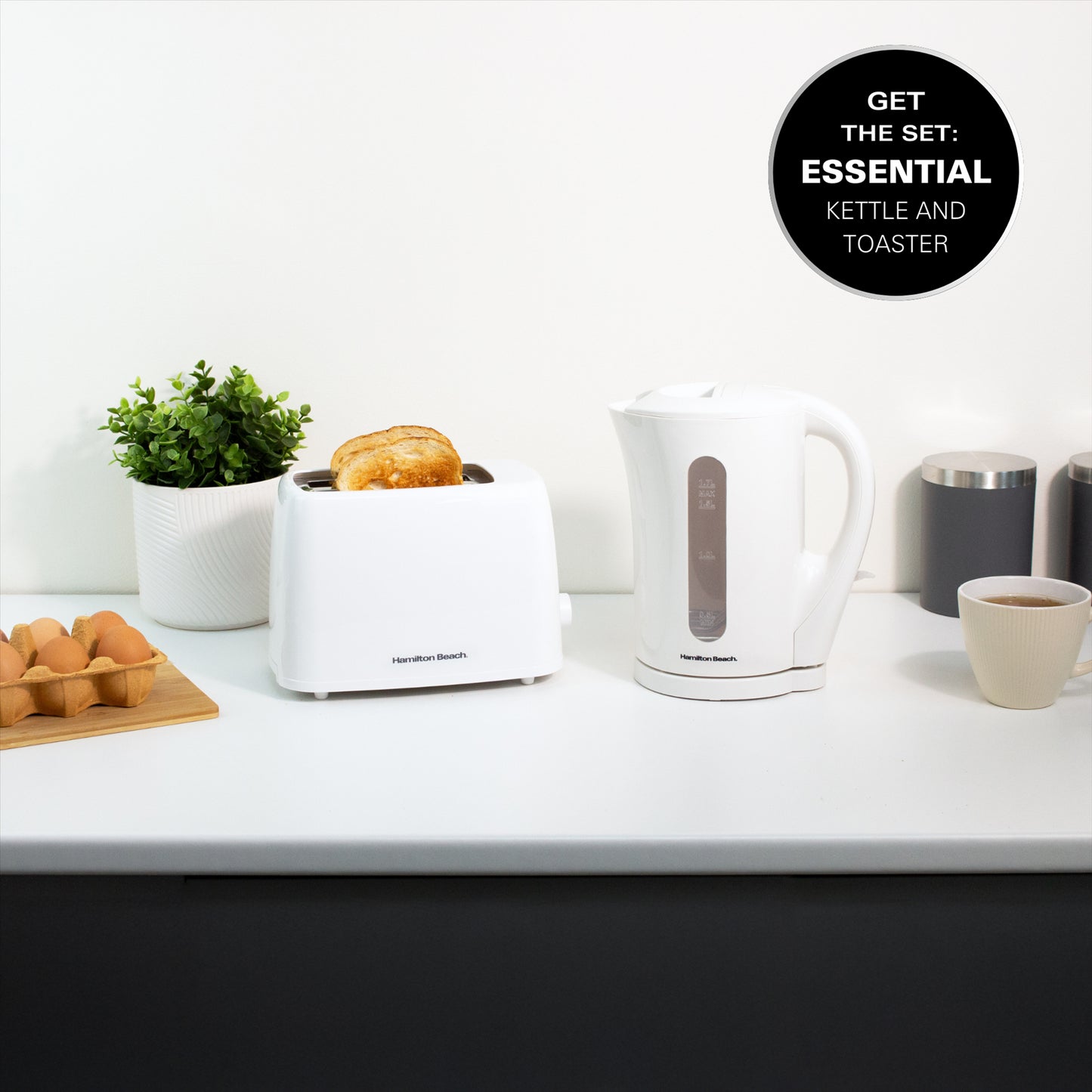 Hamilton Beach Essential 2 Slice White Plastic Toaster